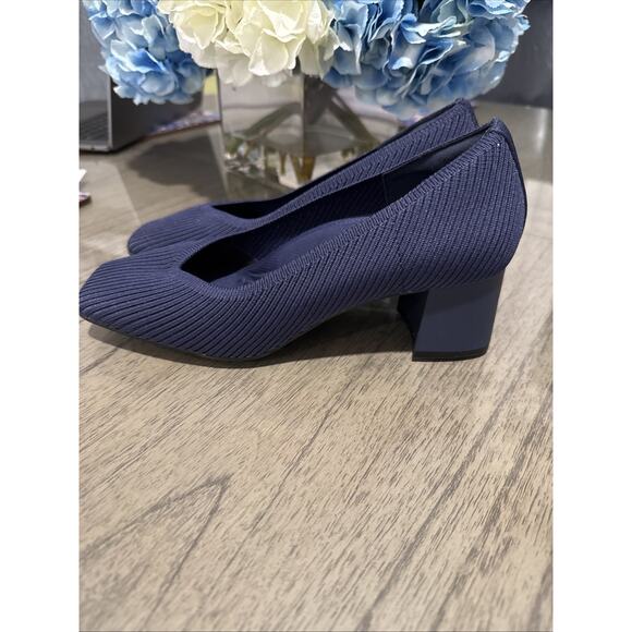 BURUDANI Women Navy Low Chunky Block Heel Square Toe Kniited Heels Size 7.5 - Picture 3 of 6